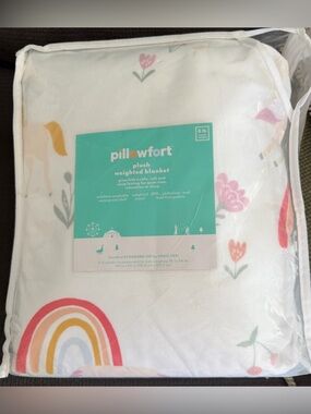 Pillowfort Plush Weighted Blanket